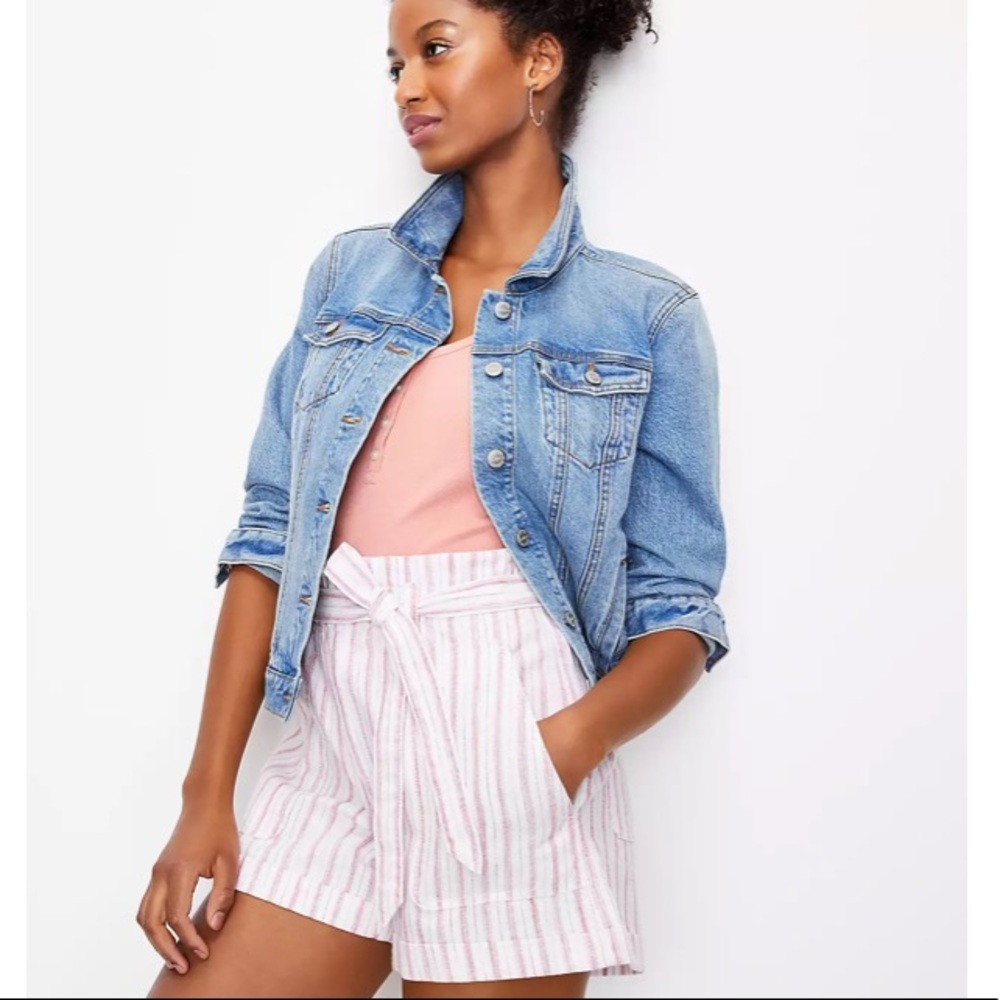NWT LOFT Paperbag Pull On Shorts‎ In Striped Linen Blend